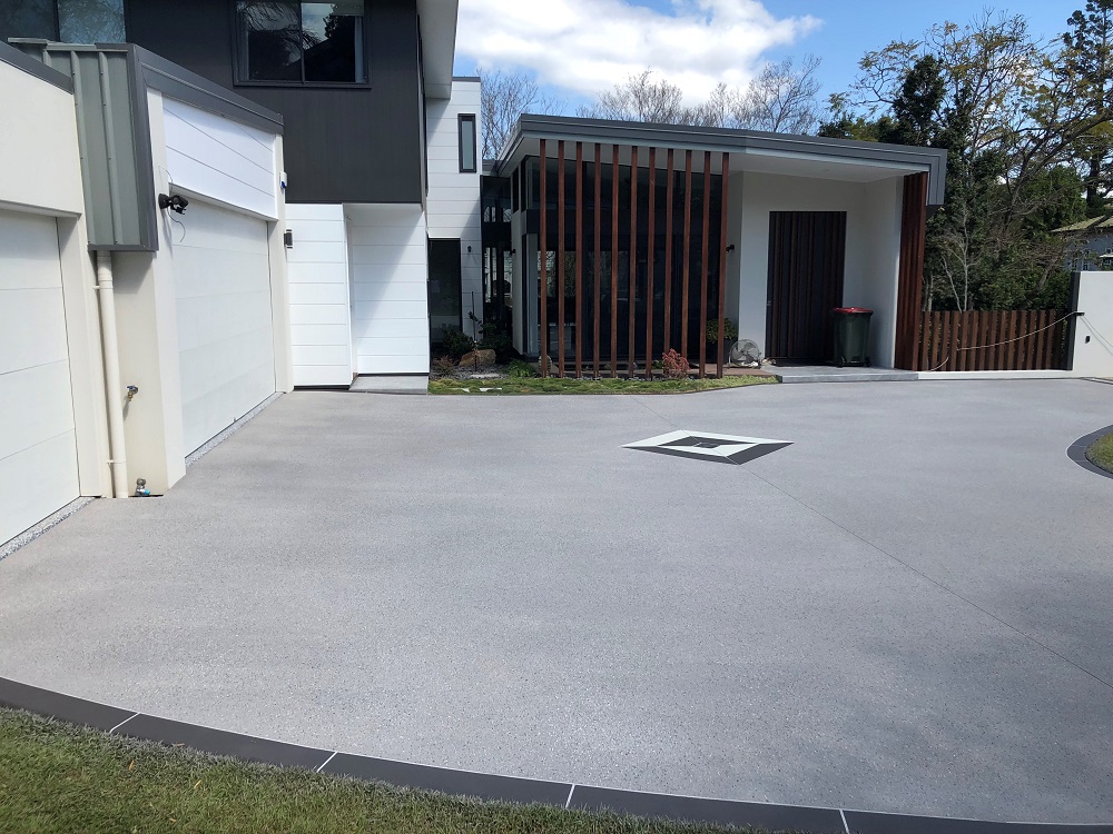 Concrete vs Tiles